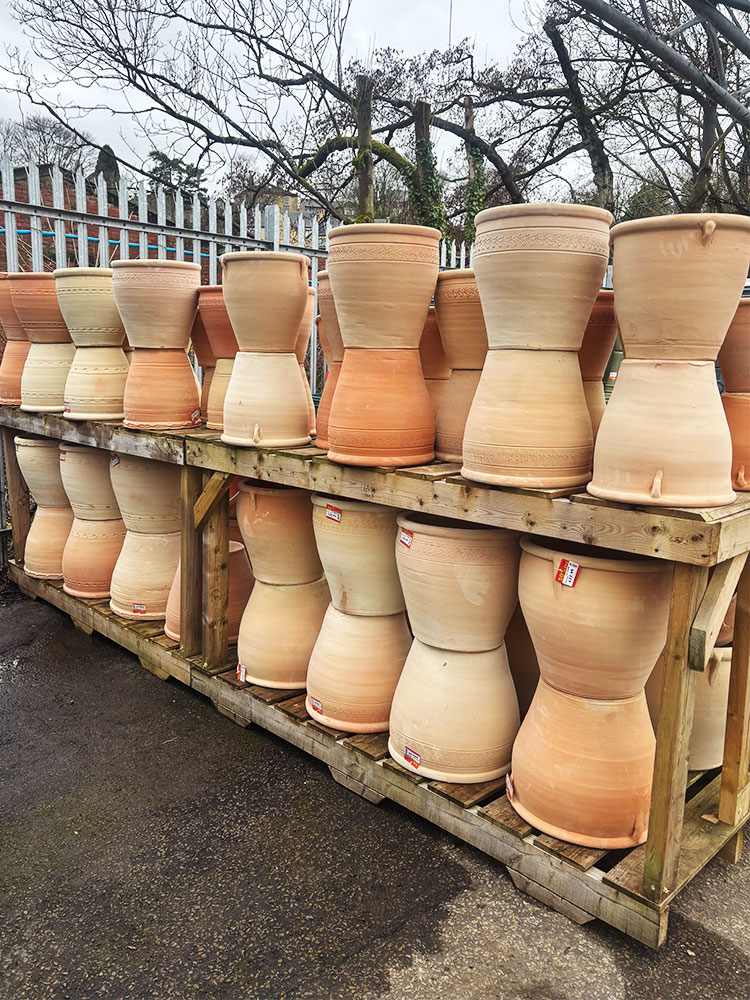 https://uploads.fitzpatrick-fuels.co.uk/articles-content/what%27s%20new/9th%20mar%2026/teracotta-pots.jpg